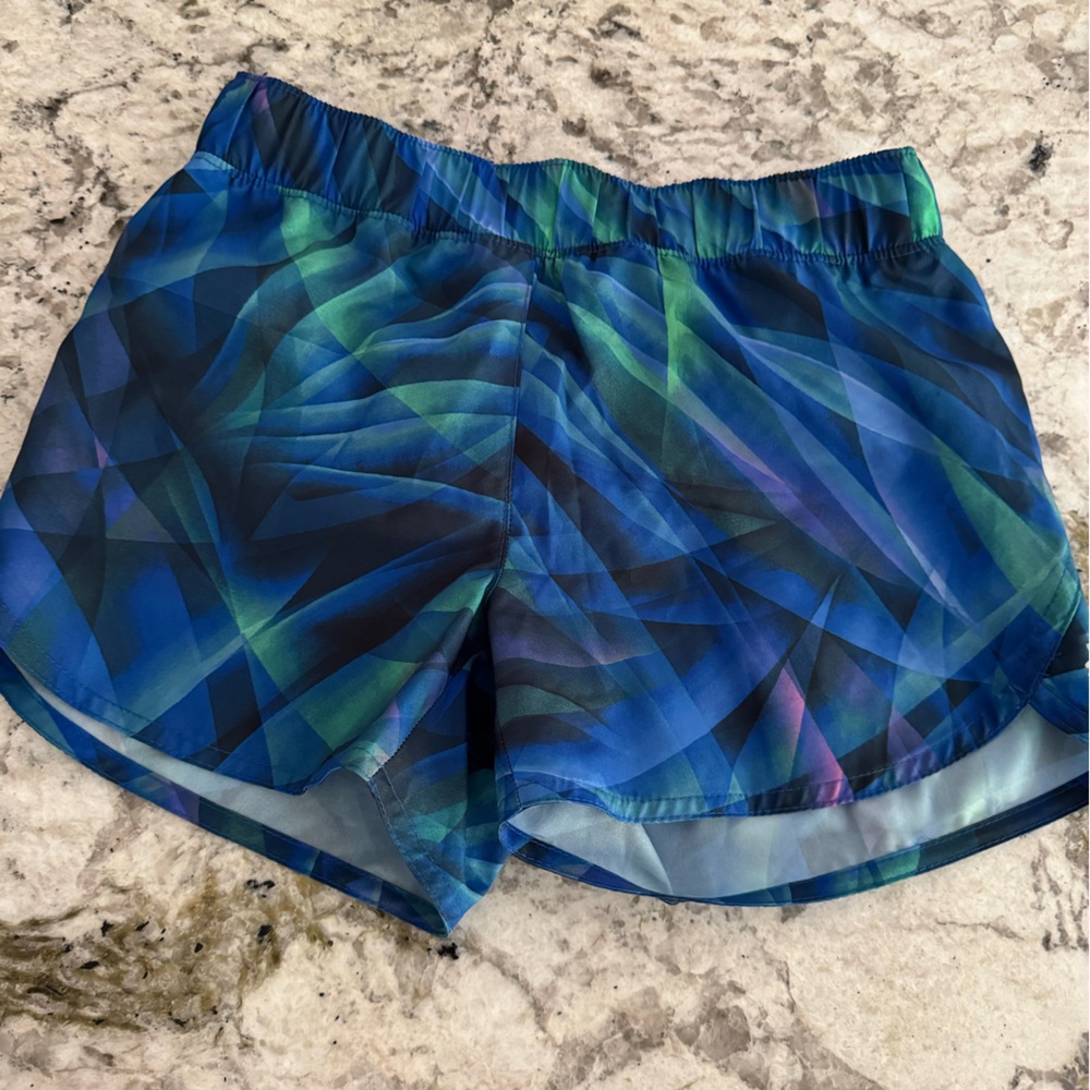 Girls Old Navy Blue Patterned Running Shorts